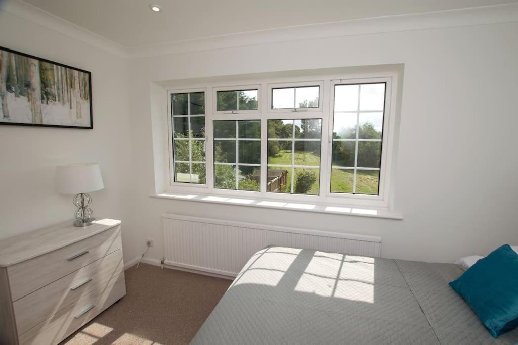 Spacious 5 Bed In The Countryside, Close To Frinton-On-Sea Kirby Cross Bagian luar foto