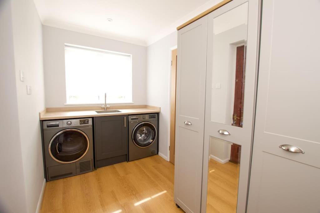 Spacious 5 Bed In The Countryside, Close To Frinton-On-Sea Kirby Cross Bagian luar foto